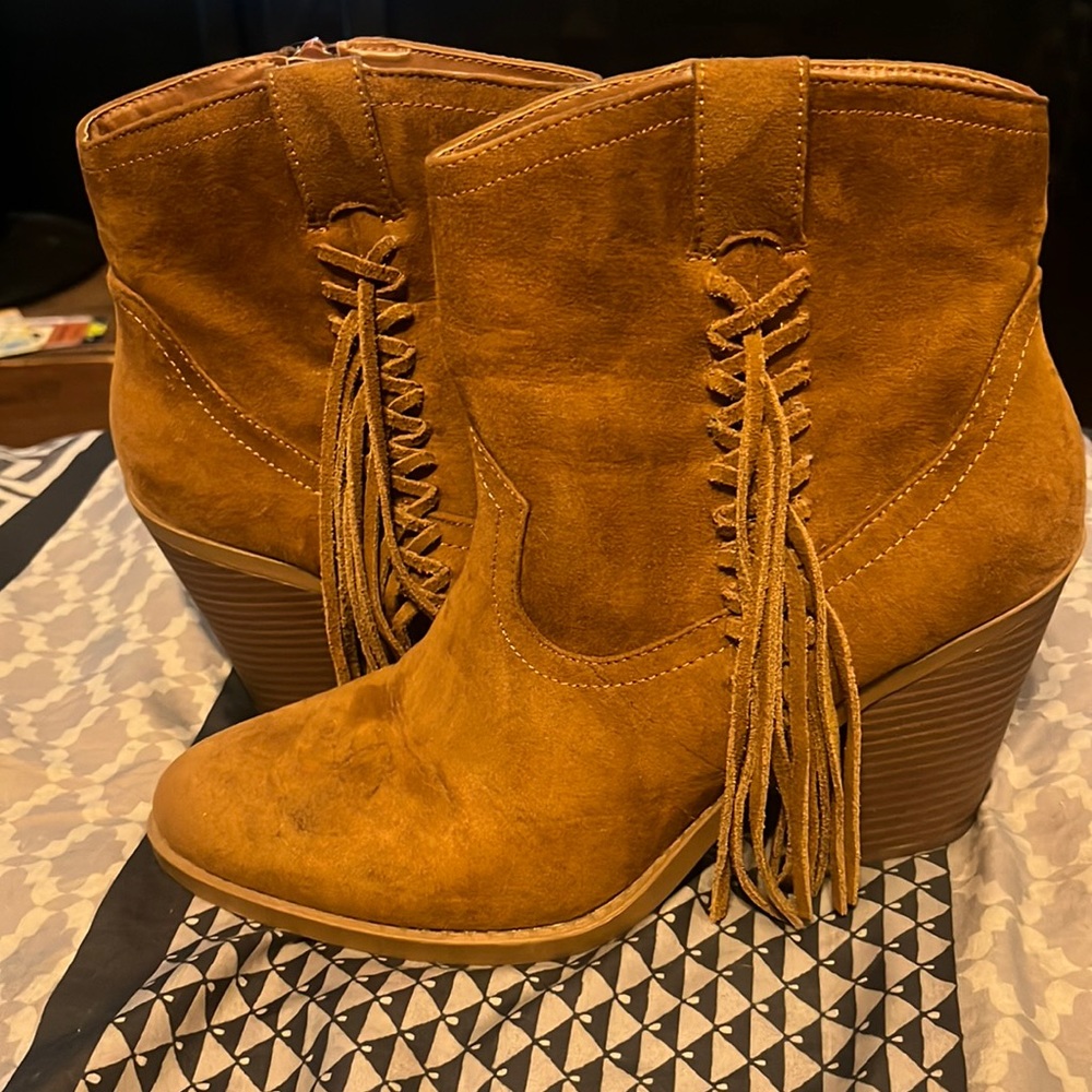 Unionbay ankle boots with a three inch heel